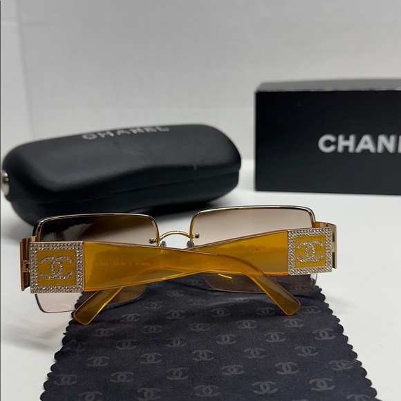 Chanel Crystal Coco CC Logo Sunglasses Vintage Amber Orange Gold Y2K 4095-B Case